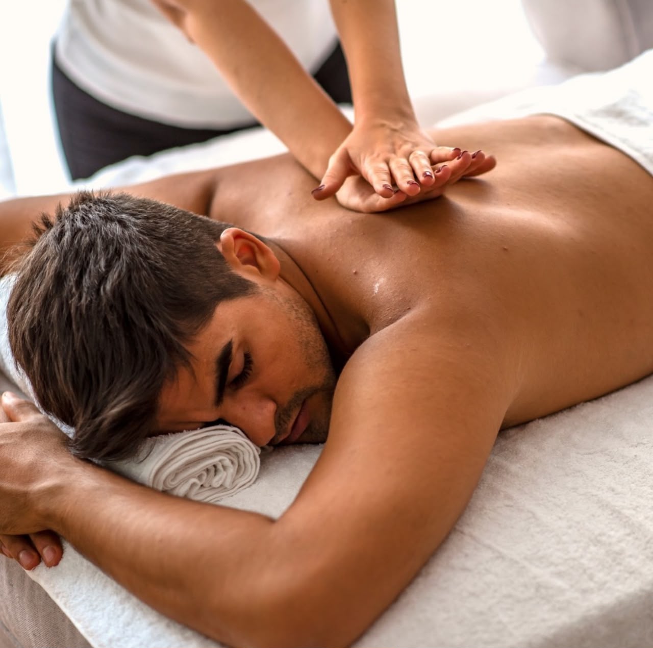 Fullmoon Massage Spa relaxation therapy